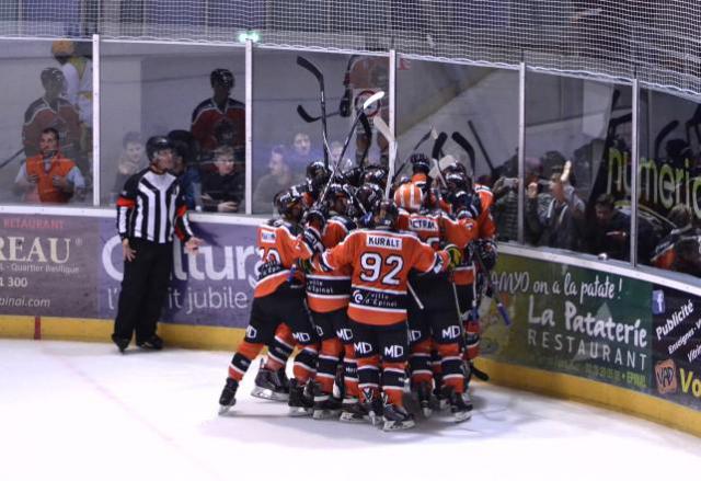 Photo hockey Ligue Magnus - Ligue Magnus : 5ème journée : Epinal  vs Strasbourg  - Un immense élan collectif !