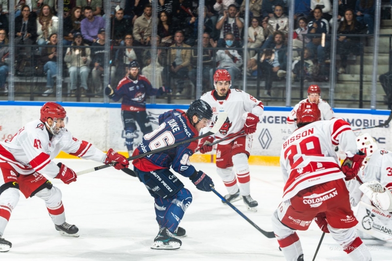 Photo hockey Ligue Magnus - Ligue Magnus : 6Ã¨me journÃ©e  : Angers  vs Briançon  - Briançon s