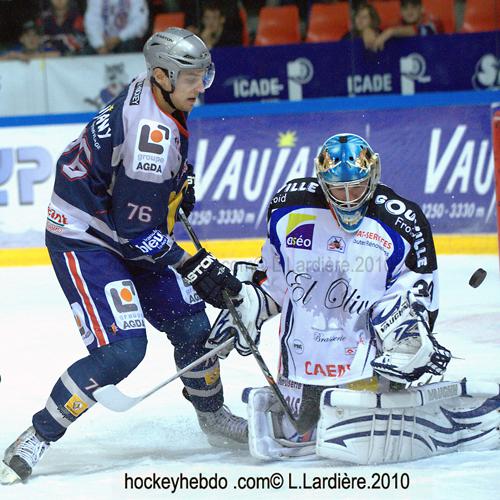 Photo hockey Ligue Magnus - Ligue Magnus : 7ème journée : Grenoble  vs Caen  - Plaisant hockey à Pôle-Sud 
