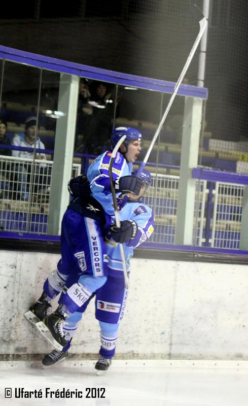 Photo hockey Ligue Magnus - Ligue Magnus : 8ème journée  : Villard-de-Lans vs Morzine-Avoriaz - Les Ours rugissent face aux Pingouins !