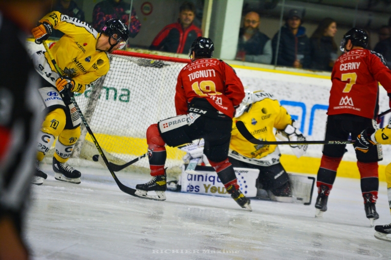 Photo hockey Ligue Magnus - Ligue Magnus : 9ème journée  : Chamonix  vs Rouen - Des Dragons réalistes…
