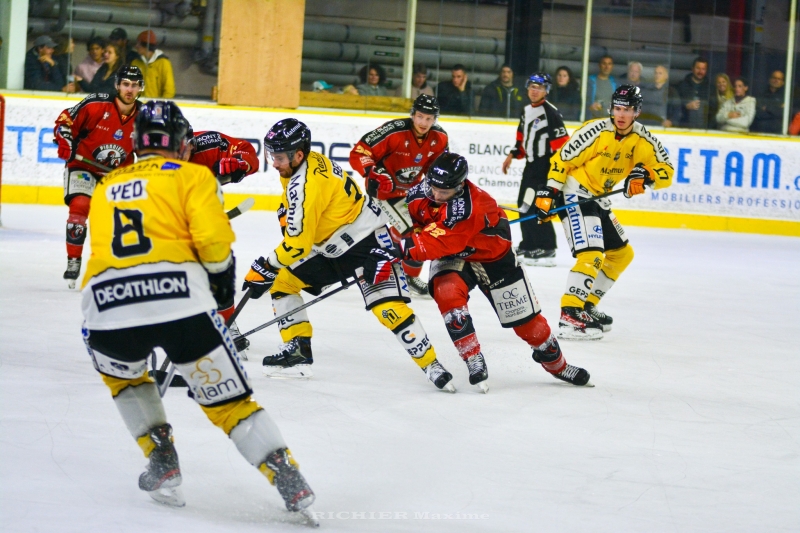 Photo hockey Ligue Magnus - Ligue Magnus : 9ème journée  : Chamonix  vs Rouen - Des Dragons réalistes…