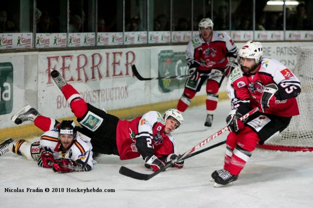 Photo hockey Ligue Magnus - Ligue Magnus : 9ème journée : Briançon  vs Morzine-Avoriaz - Briançon fait le métier