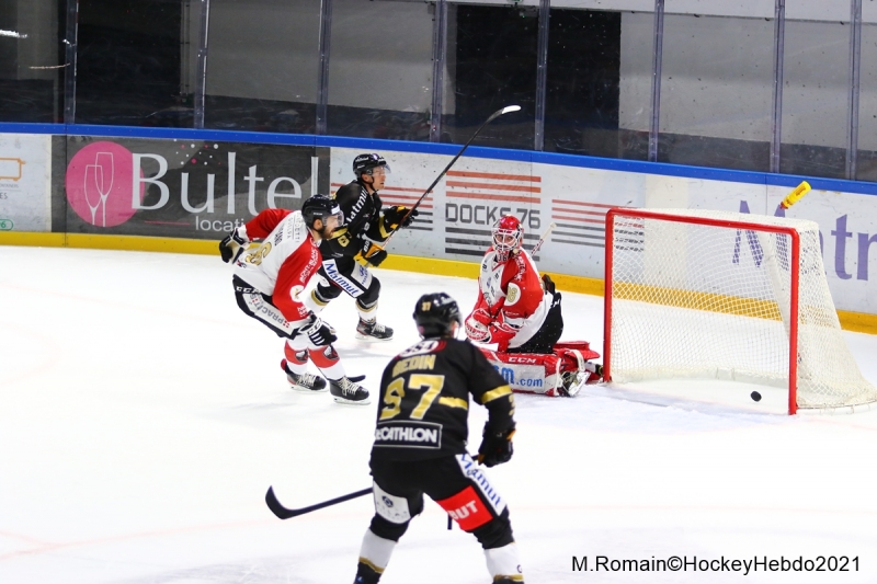 Photo hockey Ligue Magnus - Ligue Magnus : 9ème journée : Rouen vs Chamonix  - LM : Rouen : retour positif dans son antre