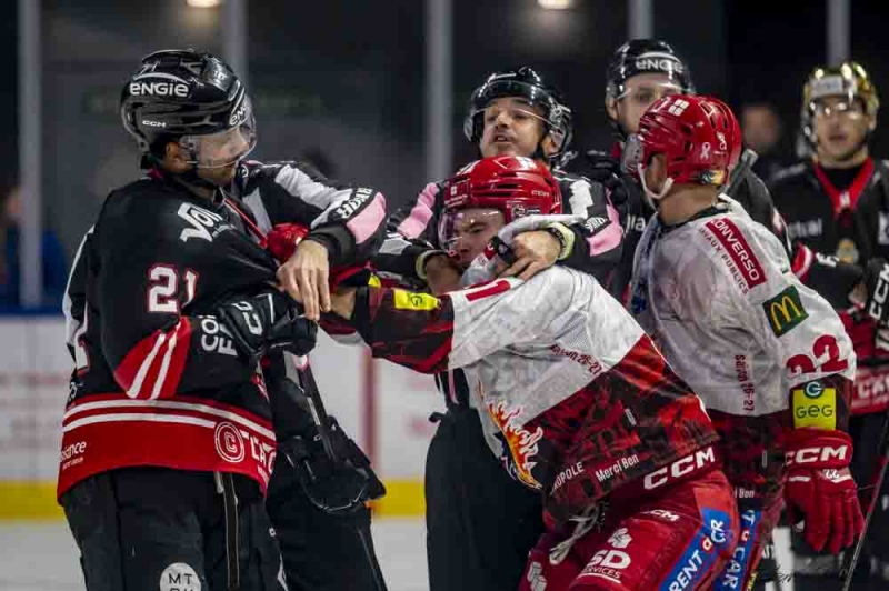 Photo hockey Ligue Magnus - Ligue Magnus : 9ème journée  : Bordeaux vs Grenoble  - Bordeaux s’incline au bout du suspense face à Grenoble