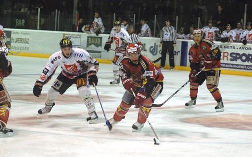 Photo hockey Ligue Magnus - Ligue Magnus : 9ème journée : Morzine-Avoriaz vs Amiens - Morzine chute à domicile Photo hockey Ligue Magnus - Ligue Magnus : 9ème journée : Morzine-Avoriaz vs Amiens - Morzine chute à domicile