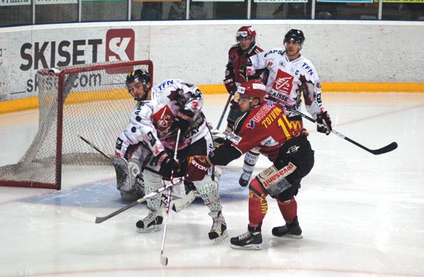 Photo hockey Ligue Magnus - Ligue Magnus : 9ème journée : Morzine-Avoriaz vs Amiens - Morzine chute à domicile Photo hockey Ligue Magnus - Ligue Magnus : 9ème journée : Morzine-Avoriaz vs Amiens - Morzine chute à domicile