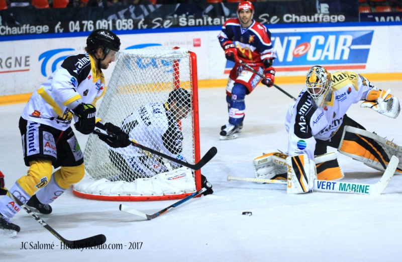 Photo hockey Ligue Magnus - Ligue Magnus : demi-finale, match 1 : Grenoble  vs Rouen - LM : Une première manche de haut-vol… de Dragons !