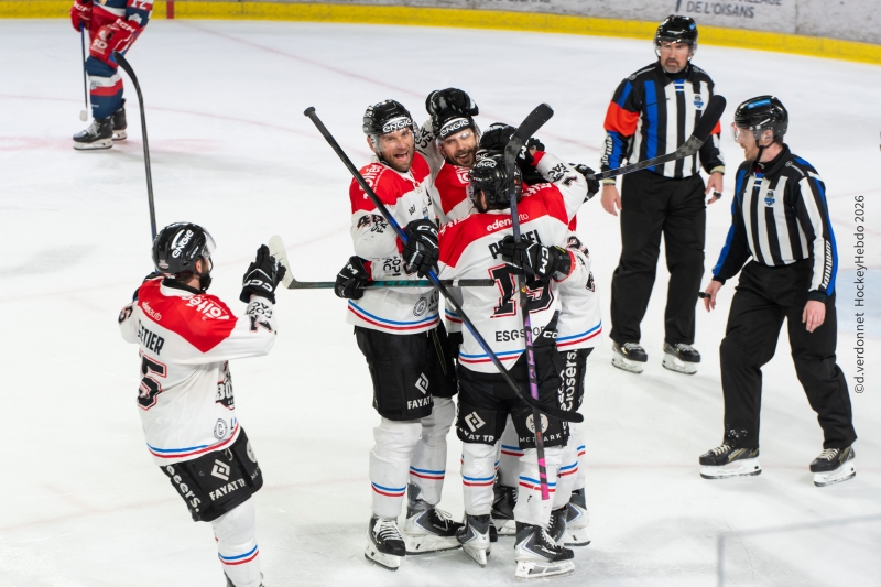 Photo hockey Ligue Magnus - Ligue Magnus - Finale - Match 1 : Grenoble  vs Bordeaux - Un match fou pour lancer cette finale !
