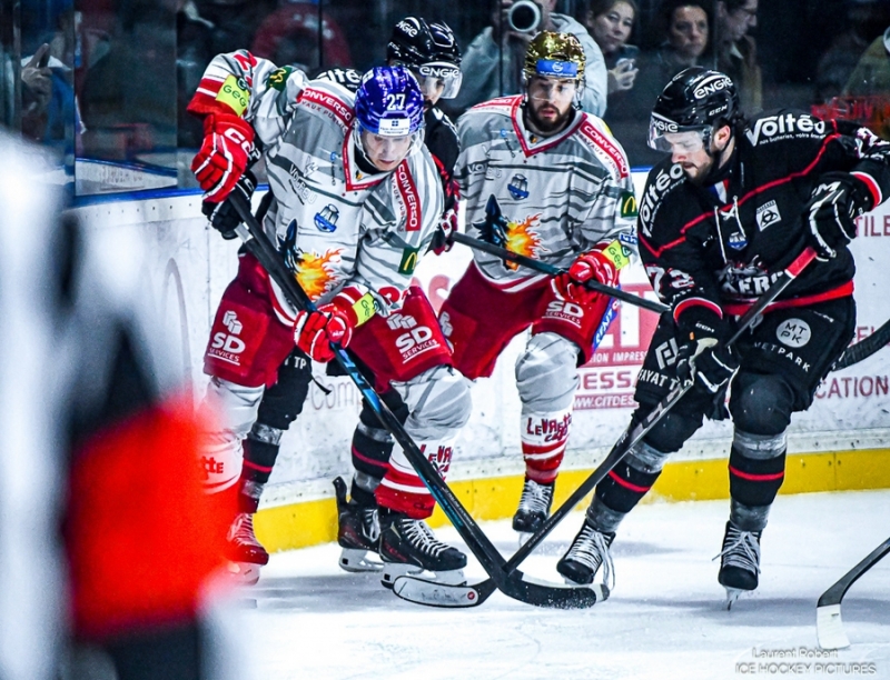 Photo hockey Ligue Magnus - Ligue Magnus - Finale - Match 4 : Bordeaux vs Grenoble - À un succès du titre ! Photo hockey Ligue Magnus - Ligue Magnus - Finale - Match 4 : Bordeaux vs Grenoble - À un succès du titre !