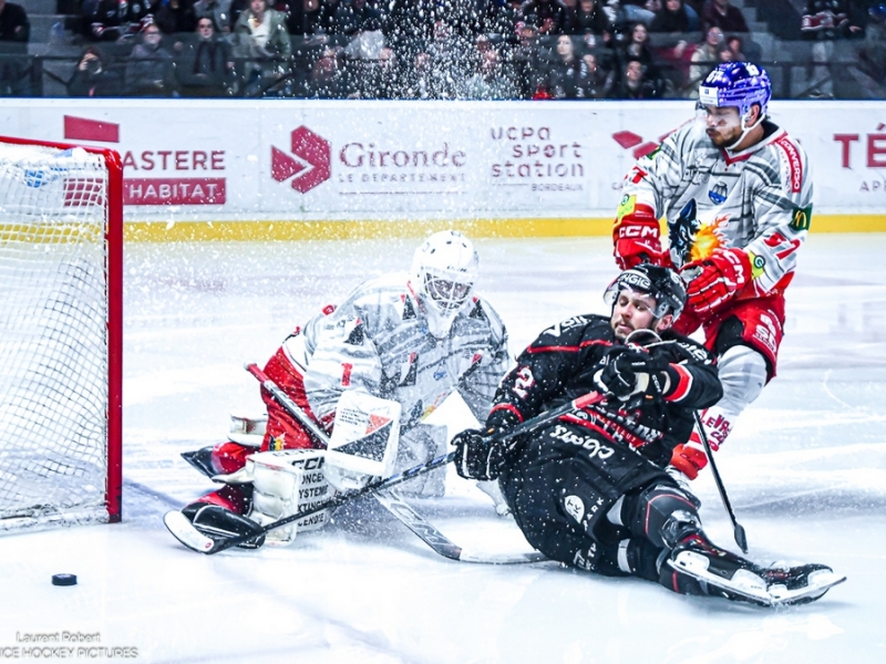 Photo hockey Ligue Magnus - Ligue Magnus - Finale - Match 4 : Bordeaux vs Grenoble - À un succès du titre ! Photo hockey Ligue Magnus - Ligue Magnus - Finale - Match 4 : Bordeaux vs Grenoble - À un succès du titre !