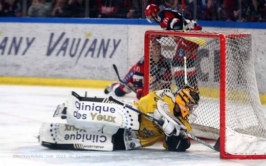 Photo hockey Ligue Magnus - Ligue Magnus - finale match 1 : Grenoble  vs Rouen - Grenoble frappe fort !
