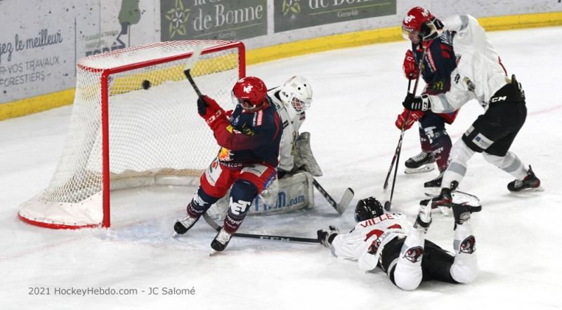 Photo hockey Ligue Magnus - Ligue Magnus - Plutôt entraînement qu’amical !