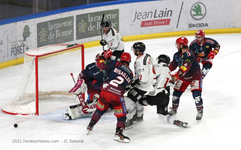 Photo hockey Ligue Magnus - Ligue Magnus - Plutôt entraînement qu’amical !
