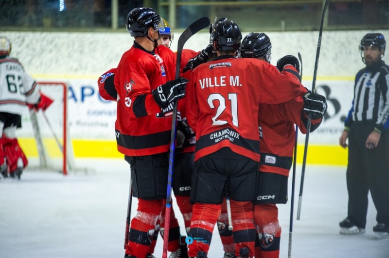 Photo hockey Ligue Magnus - Ligue Magnus - Poule de Maintien - J2 : Chamonix  vs Anglet - Un duel tendu, une victoire précieuse pour Chamonix