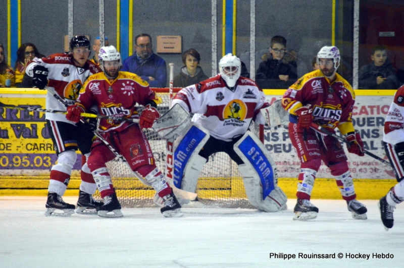 Photo hockey Ligue Magnus - Ligue Magnus : poule de maintien, 2ème journée : Dijon  vs Chamonix / Morzine - LM : Mortel coup de piolet