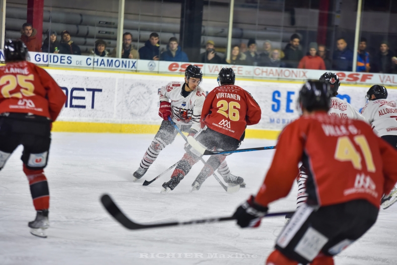 Photo hockey Ligue Magnus - Ligue Magnus - Poule Maintien - J1 : Chamonix  vs Briançon  - Les Pionniers s’imposent sans briller