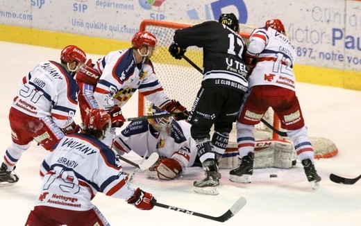Photo hockey Ligue Magnus - Ligue Magnus : quart de finale, match 4 : Amiens  vs Grenoble  - LM : Les Brûleurs prennent une option sur la qualification