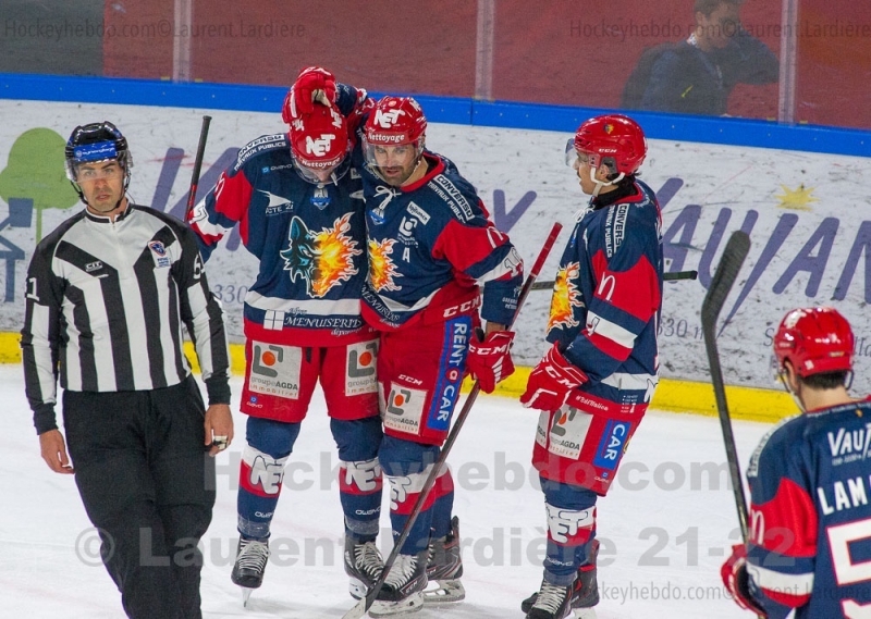 Photo hockey Ligue Magnus - Ligue Magnus - Quart de finale match 2 : Grenoble  vs Bordeaux - Grenoble garde le contrôle 