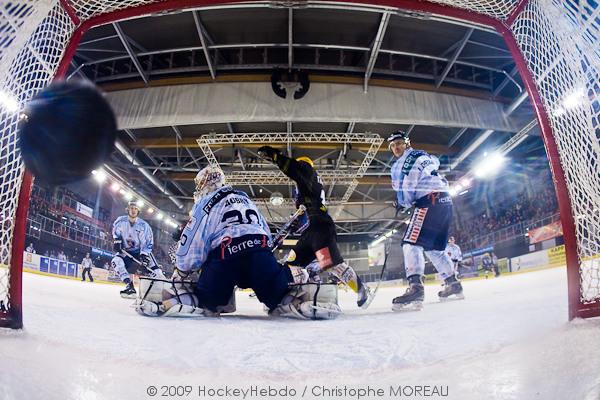 Photo hockey Ligue Magnus - Ligue Magnus: 15ème journée : Strasbourg  vs Angers  - A 52 secondes de l