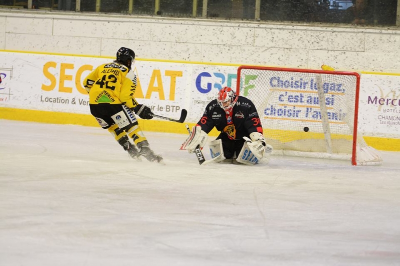 Photo hockey Ligue Magnus - Ligue Magnus :19ème journée : Chamonix  vs Rouen - Rouen bien plus fort
