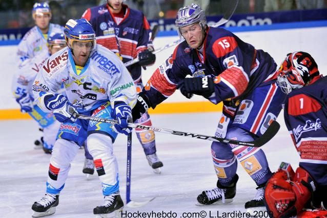 Photo hockey Ligue Magnus - Ligue Magnus: 1ère journée : Grenoble  vs Gap  - Un, deux et puis c
