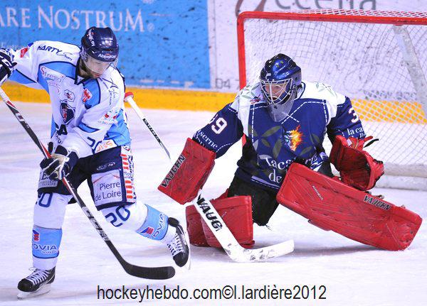 Photo hockey Ligue Magnus - Ligue Magnus, 24ème journée : Grenoble  vs Angers  - Les Grenoblois  sans grand d’Angers 