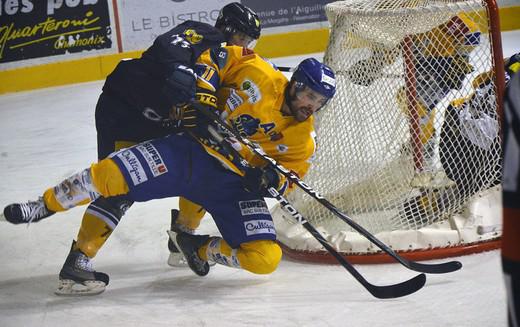 Photo hockey Ligue Magnus - Ligue Magnus, 26ème journée : Chamonix vs Dijon - Une pluie d\ Photo hockey Ligue Magnus - Ligue Magnus, 26ème journée : Chamonix vs Dijon - Une pluie d\