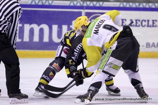 Photo hockey Ligue Magnus - Ligue Magnus, 6ème journée : Rouen vs Strasbourg  - Strasbourg sur sa bonne . . . . Etoile.