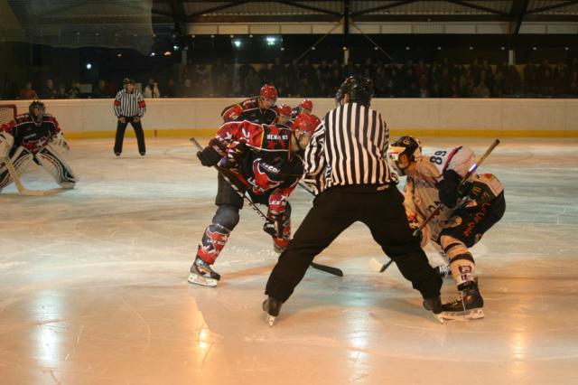 Photo hockey Ligue Magnus - Ligue Magnus, 8ème journée : Neuilly/Marne vs Epinal  - Les Dauphins maîtrisent les Bisons