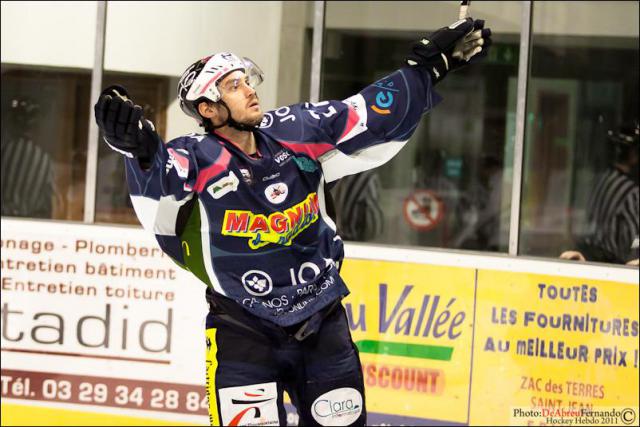 Photo hockey Ligue Magnus - Ligue Magnus, 9ème journée : Epinal  vs Chamonix  - Les Dauphins tombent le leader !