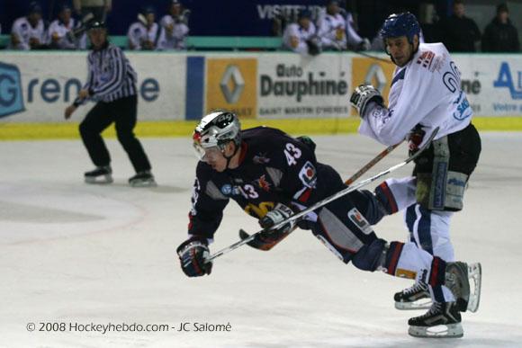Photo hockey Ligue Magnus - LM - 13ème journée : Grenoble  vs Mont-Blanc - Grenoble en moteur diesel