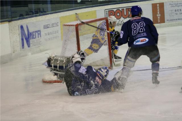 Photo hockey Ligue Magnus - LM - 14ème journée : Mont-Blanc vs Chamonix  - Avantage pour les Chamois