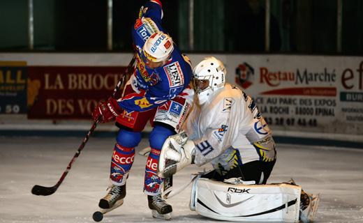 Photo hockey Ligue Magnus - LM - 1ère journée : Epinal  vs Dijon  - Epinal tire les marrons du feu