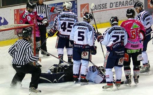 Photo hockey Ligue Magnus - LM - 21ème journée : Amiens  vs Angers  - A la hauteur de l