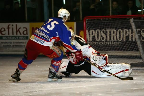 Photo hockey Ligue Magnus - LM - 21ème journée : Epinal  vs Neuilly/Marne - Une victoire dans la douleur !