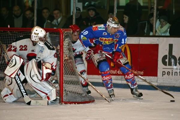 Photo hockey Ligue Magnus - LM - 21ème journée : Epinal  vs Neuilly/Marne - Une victoire dans la douleur !