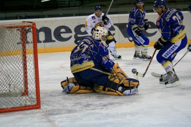 Photo hockey Ligue Magnus - LM - 26ème journée : Villard-de-Lans vs Mont-Blanc - Le Mont Blanc mieux en place 