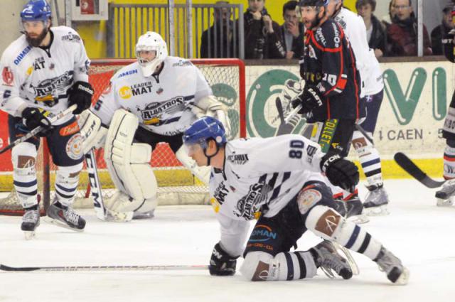 Photo hockey Ligue Magnus - LM play down, match 6 : Caen  vs Brest  - Brest s’offre une finale