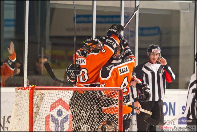 Photo hockey Ligue Magnus - LM playoff, 1/2 finale, match 3 : Epinal  vs Angers  - Tsunami orange sur Poissompré !