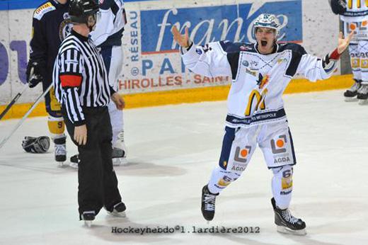 Photo hockey Ligue Magnus - LM Playoffs : 1/2 finale , match 4 : Grenoble  vs Chamonix  - Grenoble : victoire, manière, message !