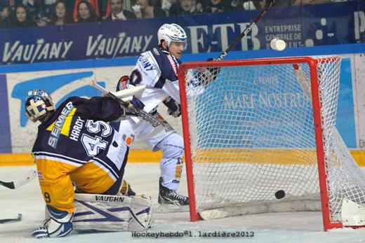 Photo hockey Ligue Magnus - LM Playoffs : 1/2 finale , match 4 : Grenoble  vs Chamonix  - Grenoble : victoire, manière, message !