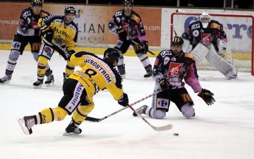 Photo hockey Ligue Magnus - LM playoffs : 1/2 finale, match 3 : Amiens  vs Rouen - Et à la fin… 