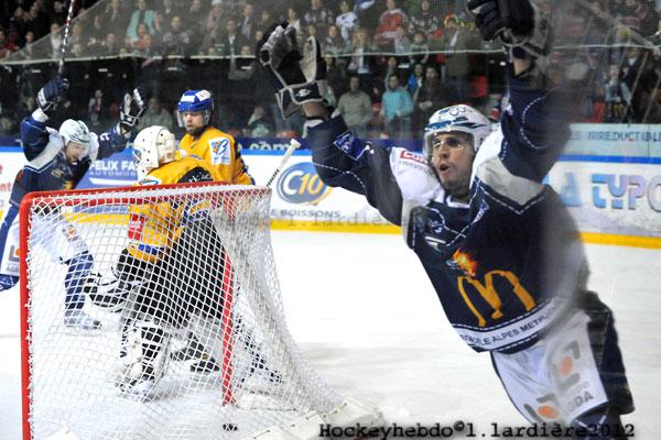 Photo hockey Ligue Magnus - LM Playoffs : 1/4 , match 4 : Grenoble  vs Dijon  - Grenoble : rendez-vous à Dijon !