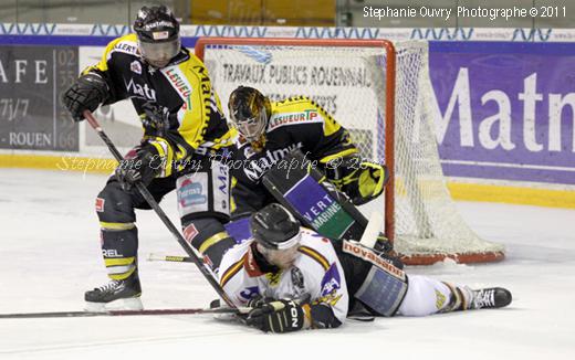 Photo hockey Ligue Magnus - LM playoffs : 1/4 de finale, match 1 : Rouen vs Morzine-Avoriaz - Un réveil tardif mais suffisant.