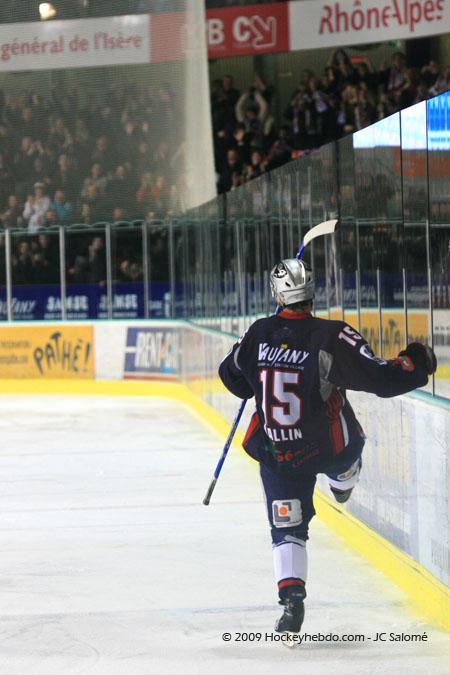 Photo hockey Ligue Magnus - Play-off :  finale, match 4 : Grenoble  vs Briançon  - Dans la légende