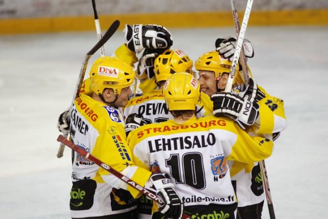 Photo hockey Ligue Magnus - Play-off : 1er tour, match 1 : Tours  vs Strasbourg  - Logique respectée