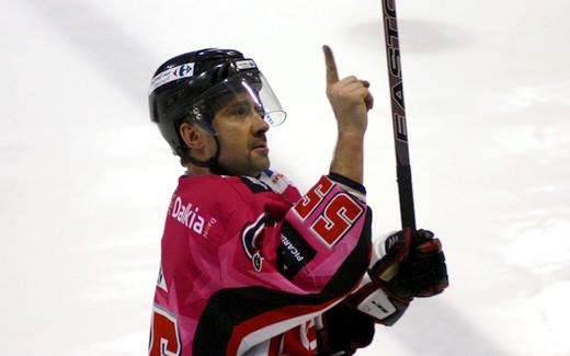 Photo hockey Ligue Magnus - Play-off : 1er tour, match 2 : Amiens  vs Dijon  - Tout près de la correctionnelle