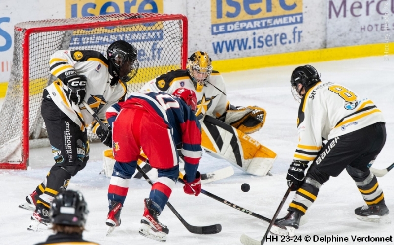 Photo hockey Mineur U17/U20 Elite -  : Grenoble U20 vs Strasbourg U20 - U20 - Grenoble tout en maîtrise face à Strasbourg