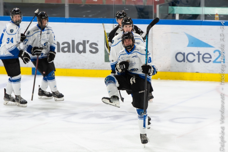 Photo hockey Mineur U17/U20 Elite - Mineur U17/U20 Elite - U20 - Grenoble chute face à Gap